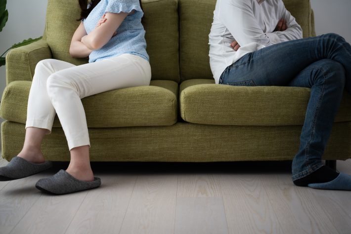 彼の態度や発言に違和感