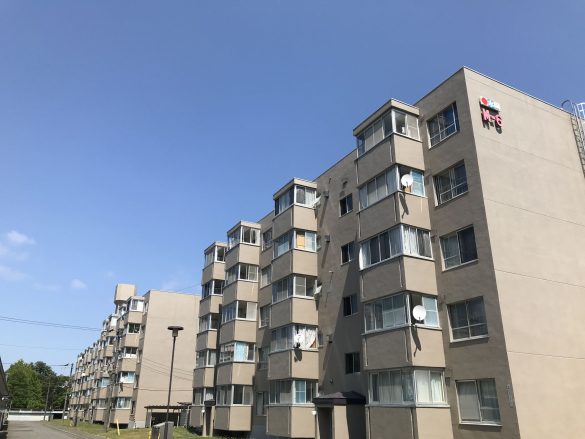 真駒内団地⑨(建物の半数はこのような団地風)