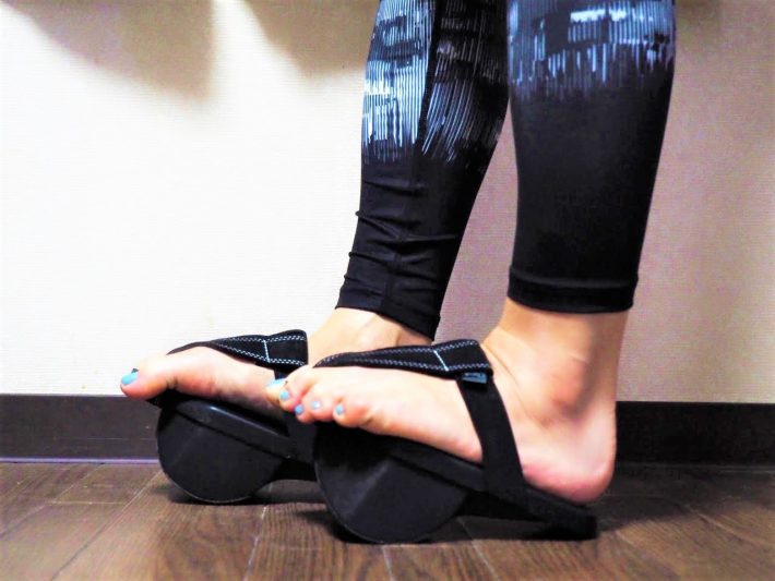 高木沙織サンダル_5
