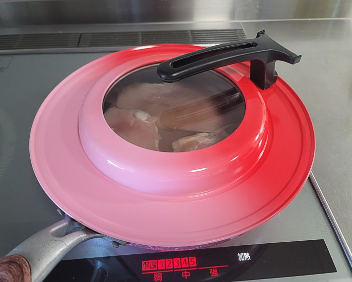 ポイントはグツグツ煮ないこと