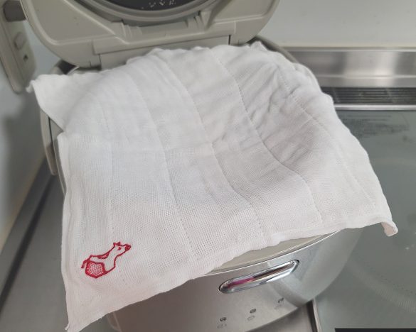 濡れ布巾をかけておく