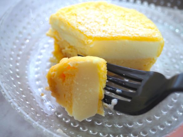 「2層仕立てのチーズケーキ」おいしい!