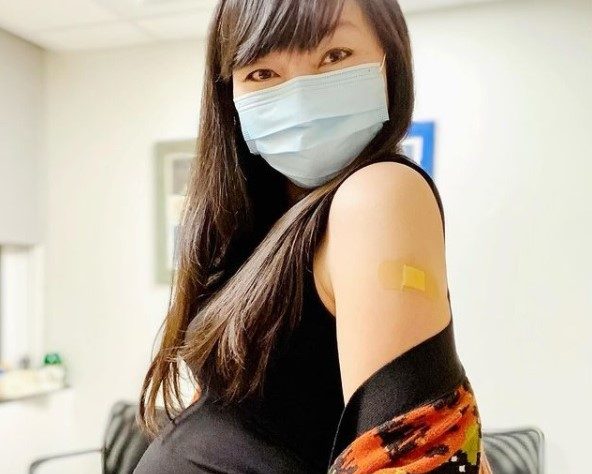 3人目を妊娠中にコロナワクチンを接種した内田舞さん