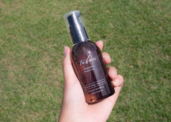 「ツーハッチ フェミニンウォッシュオイル」(100ml)3,740円(税込)/tu-hacci
