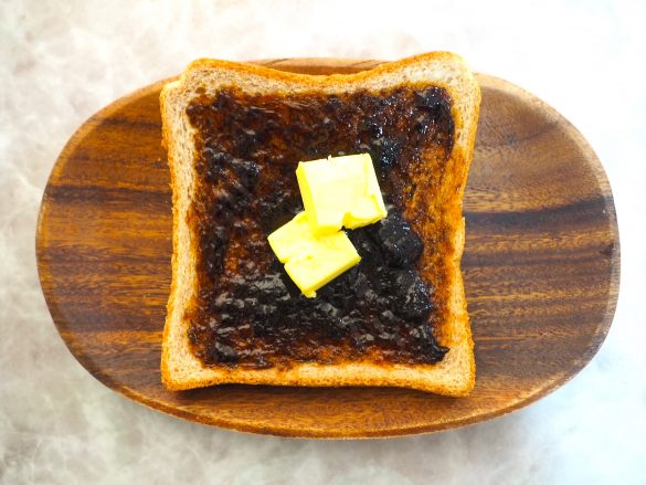 バターを乗せます。写真2