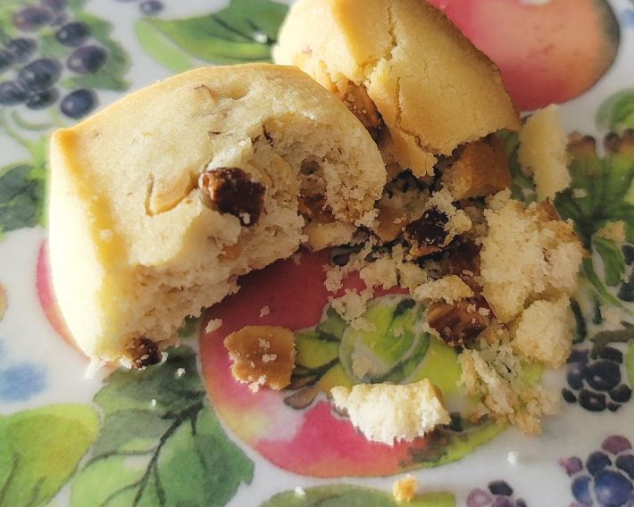 このサクホロ感とナッツのゴロゴロ感は、万人の心をつかむ黄金比に違いない