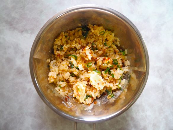 全体をざっくりと混ぜる。