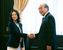 『総理の夫』場面写真4