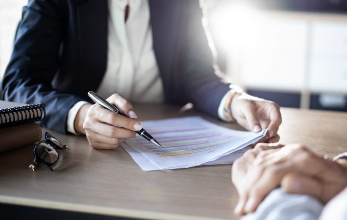 面接に着てきた服に驚がく