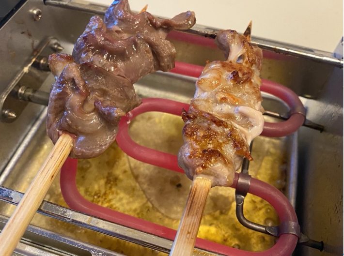 セットの焼台でじっくり焼いていきます。