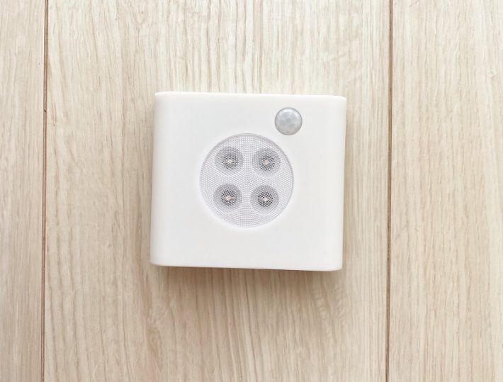 ダイソーとIKEAのセンサーライト比較