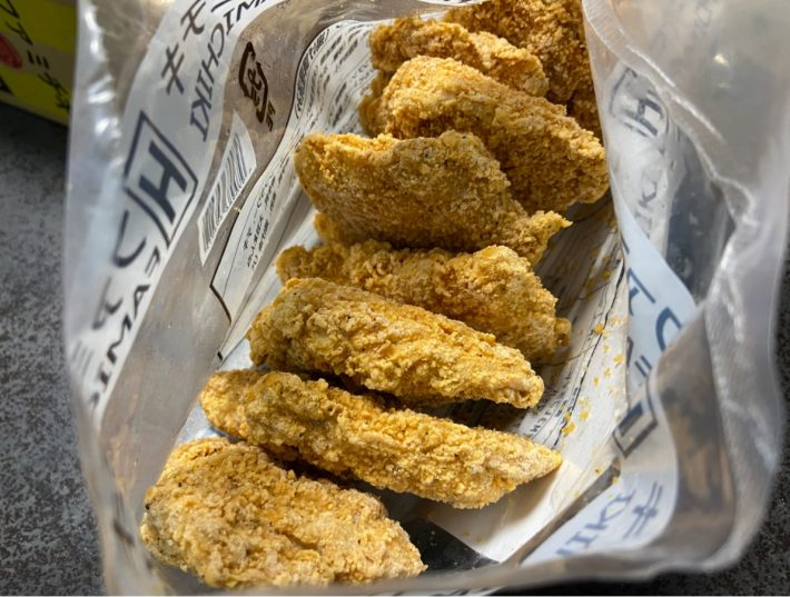 (レジの後ろで見たことあるような……)