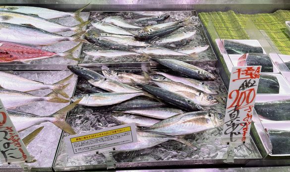 スーパーとは比べものにならないほど鮮度が良く、しかも安い角上魚類の鮮魚