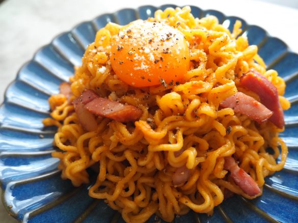 麺が固くて若干失敗。味も激辛