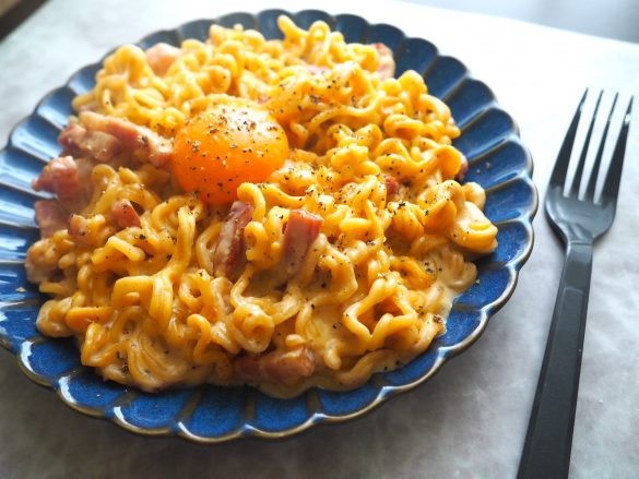 太めの麺が牛乳を吸ってもっちり感UP。