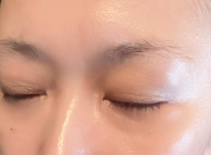 年齢を重ねるとともに気になりだす「まぶたのくすみ」問題