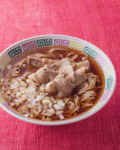 夜鳴きラーメン。レシピは後ほど紹介「自宅が10分で居酒屋に! 魔女っこれいの絶品おつまみレシピ」