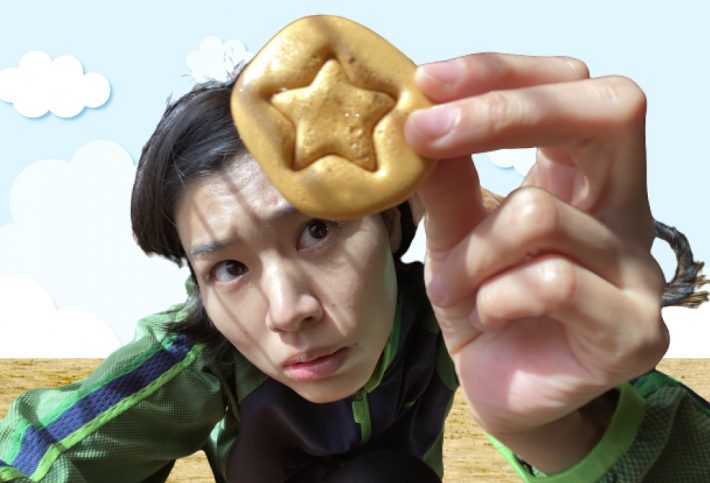 ダイソーの道具と材料で『イカゲーム』の型抜きを作って、針でつついてみた！