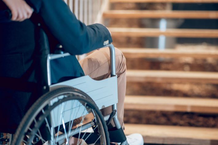 社会には“バリア＝見えない壁”が多い