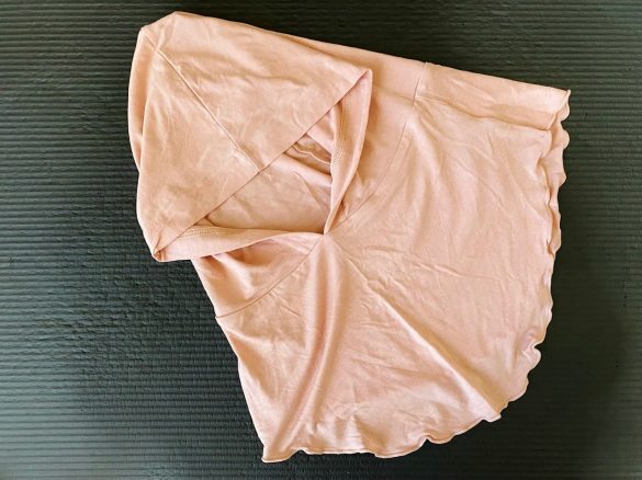 頭のてっぺんからスッポリとかぶって眠るだけ