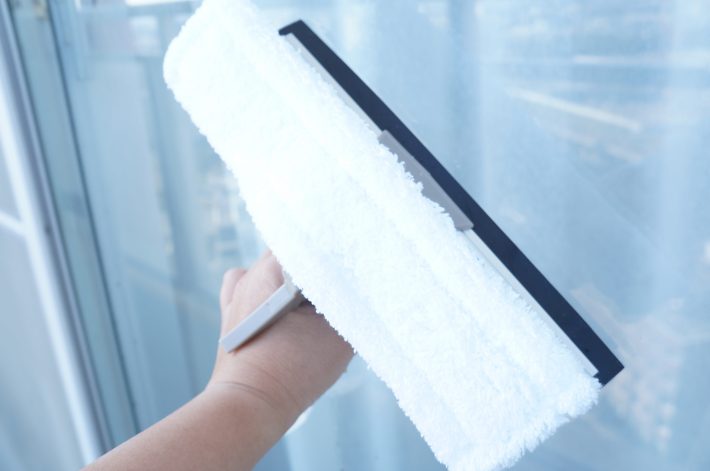 スクイージーで水滴をとることも