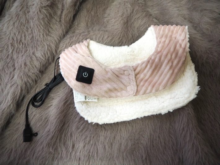 「電熱線入り肩パッド」（1,320円/税込）