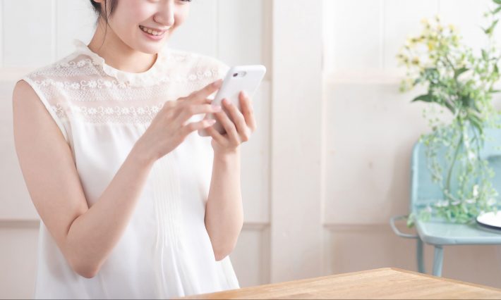 マッチングアプリ スマホ　女性