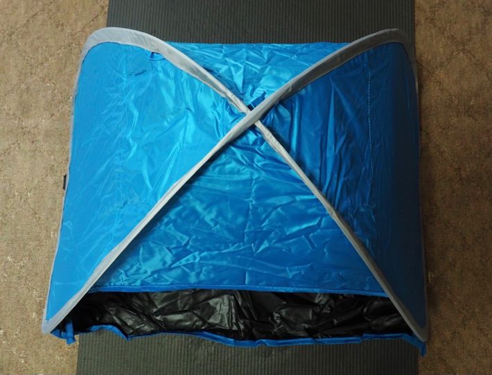 ポリエステル(PUコーティング)、メッシュポケット＝ポリエステル、透明ポケット＝TPU、フレーム＝スチール