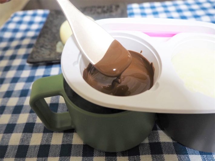 そっとかき混ぜます。