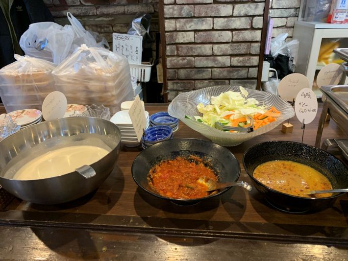 ミャンマー料理店「Spring Revolution Restaurant（スプリング レボリューション レストラン）」