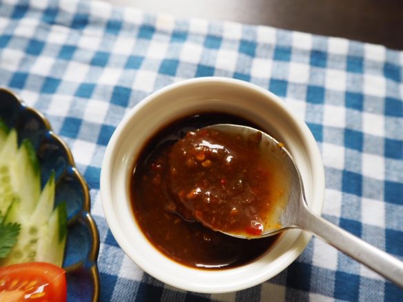 つけだれをお好みでかけて。