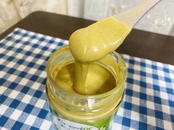 とろーりとしたスプレッドです。