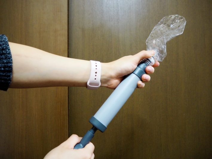 コツは素早く動かすといいかも。