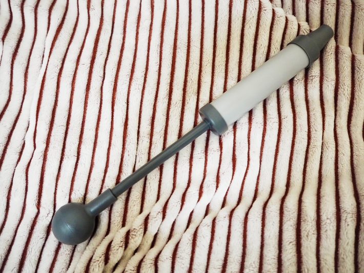 伸ばすとだいたい約40cmくらい。