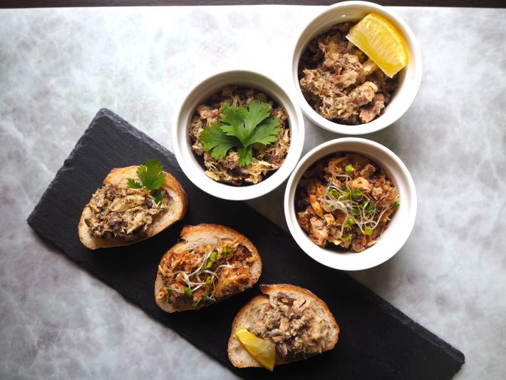 サバ缶に混ぜるだけの「パテの素」が便利！