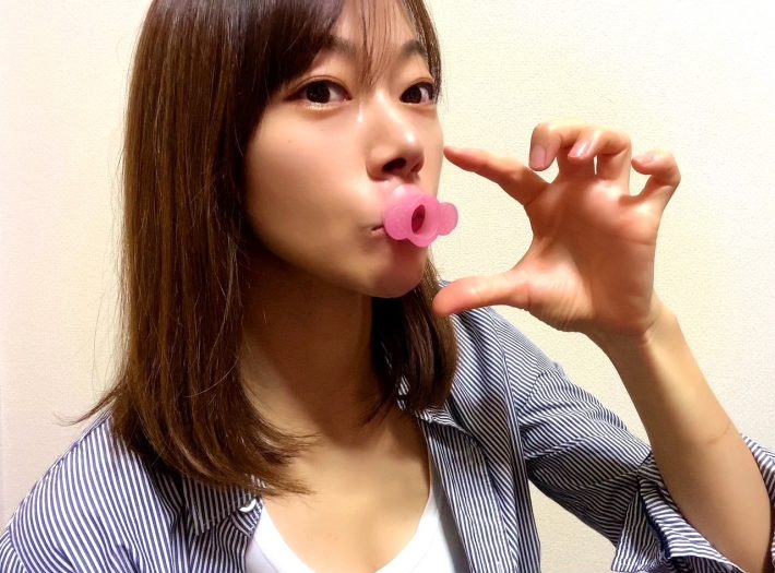 口がまったく開きません！