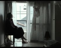 映画『親密な他人』