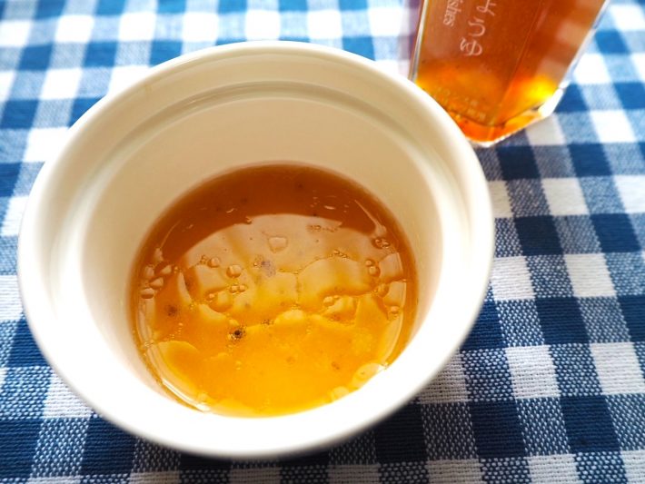 オリーブオイルと黒トリュフが入ったしろしょうゆ