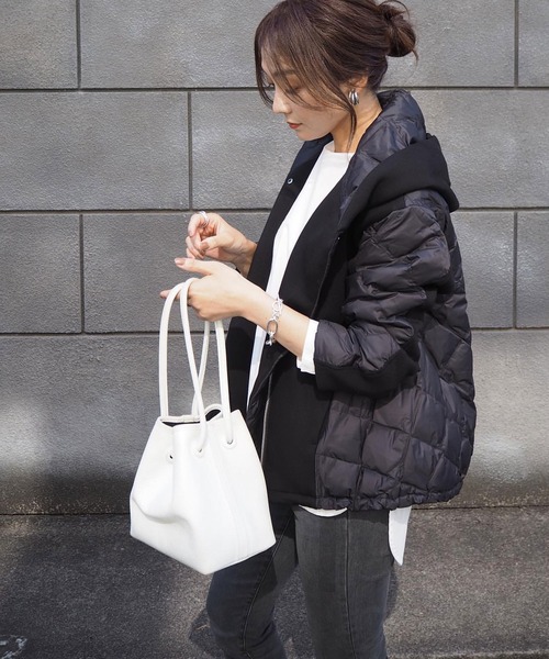 アウター×バッグの合わせコーデ