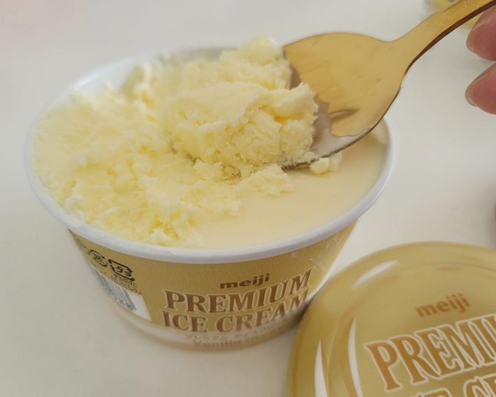 明治からプレミアムなバニラアイスが発売されているのを知っていますか？ ※北海道・東北・関東エリア限定
