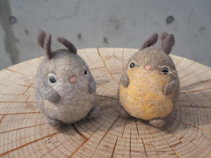 羊毛フェルトのまんまることり