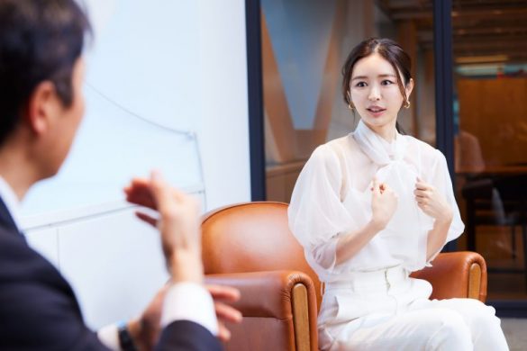 加治ひとみさん