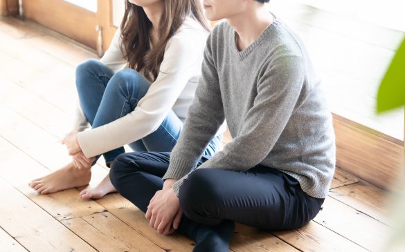 しばらく家具なしの生活を送ることに