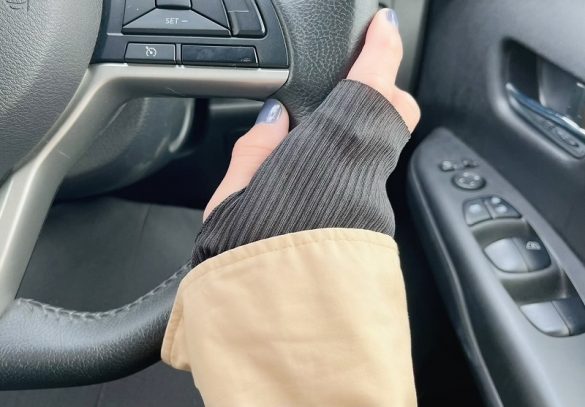 セリアのおしゃれなアームカバー