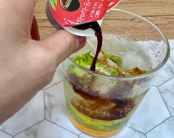 ストロベリーティーラテ