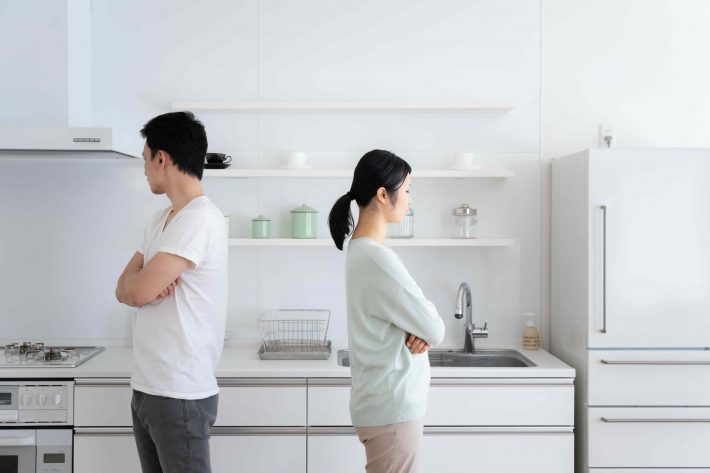 気まずい夫婦
