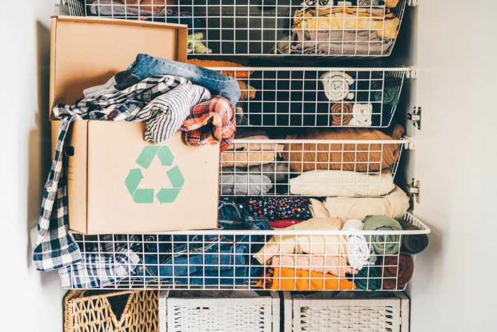 クローゼットの服