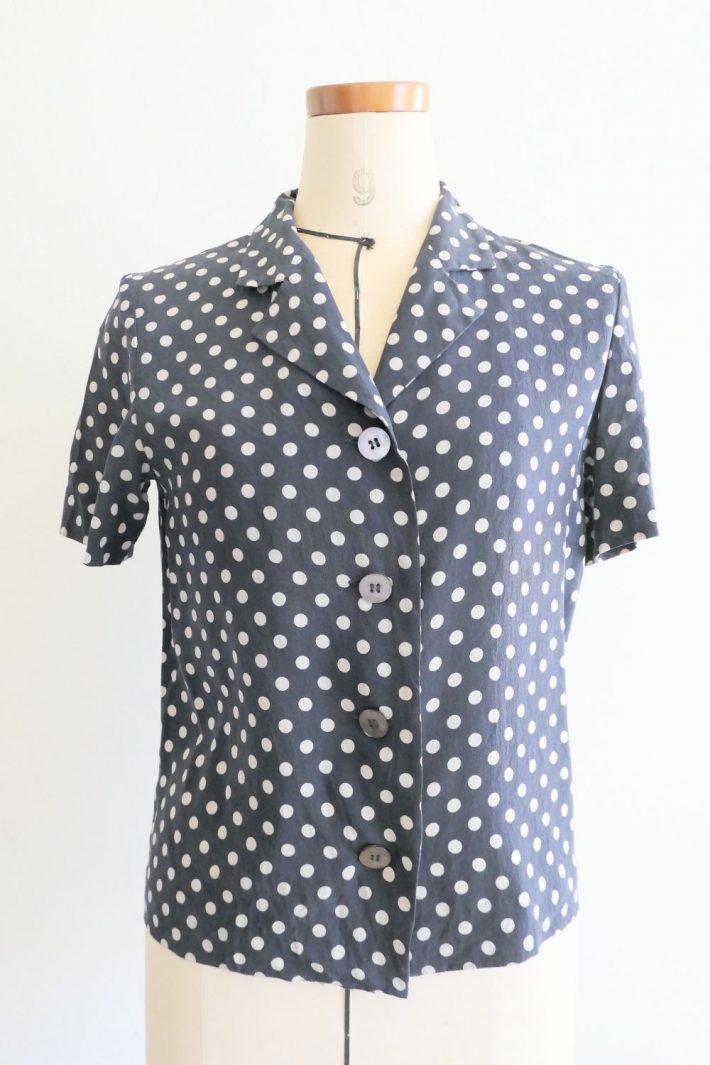 アイテム２７「交換したブラウス」