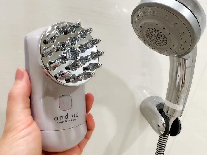 髪が絡まりにくく、ヘッドについた汚れも落としやすい！