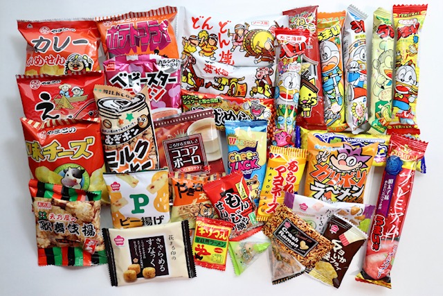 スナックは32点